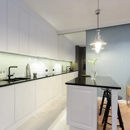 3 City - Leo Apartment Gdansk